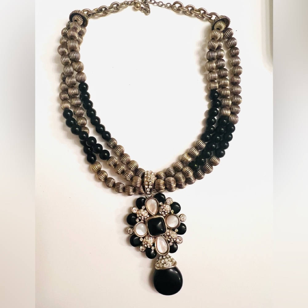 Vintage Necklace!